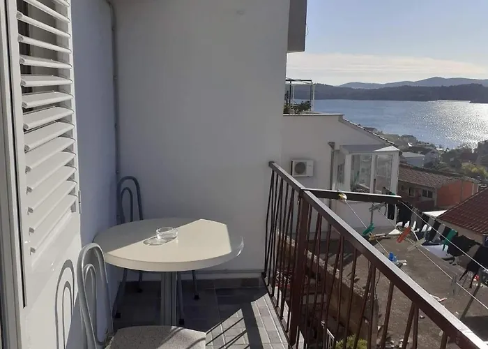 With Parking Space - 24537 Lägenhet Šibenik