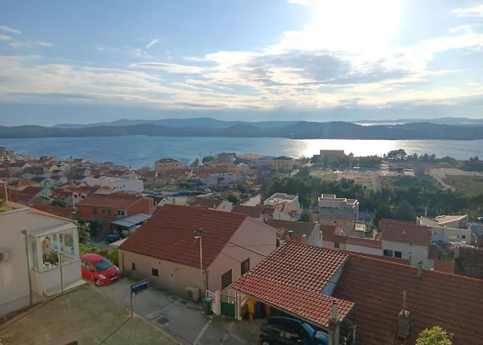 Apartman With Parking Space - 24537